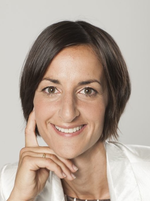 Dr. Csillag Mária